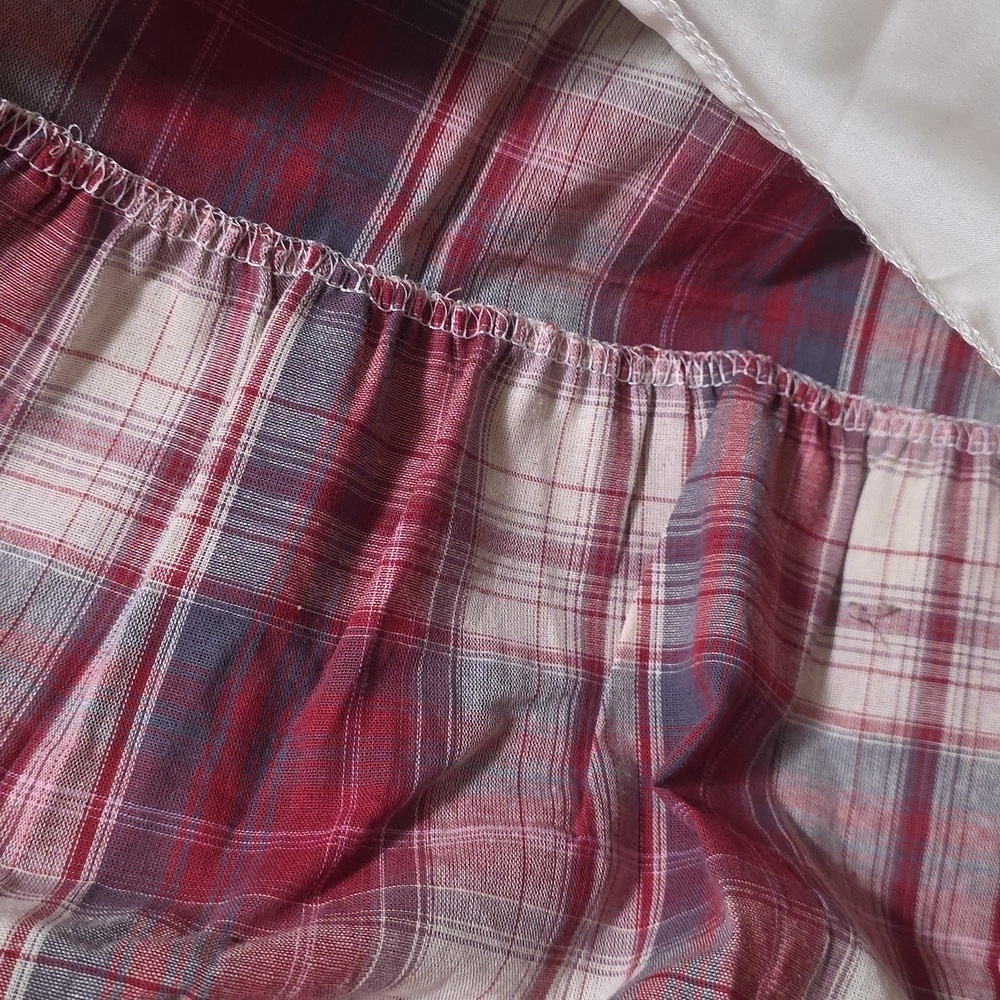 Elegant Plaid Maxi Skirt - Red and White - Picture 4 of 4